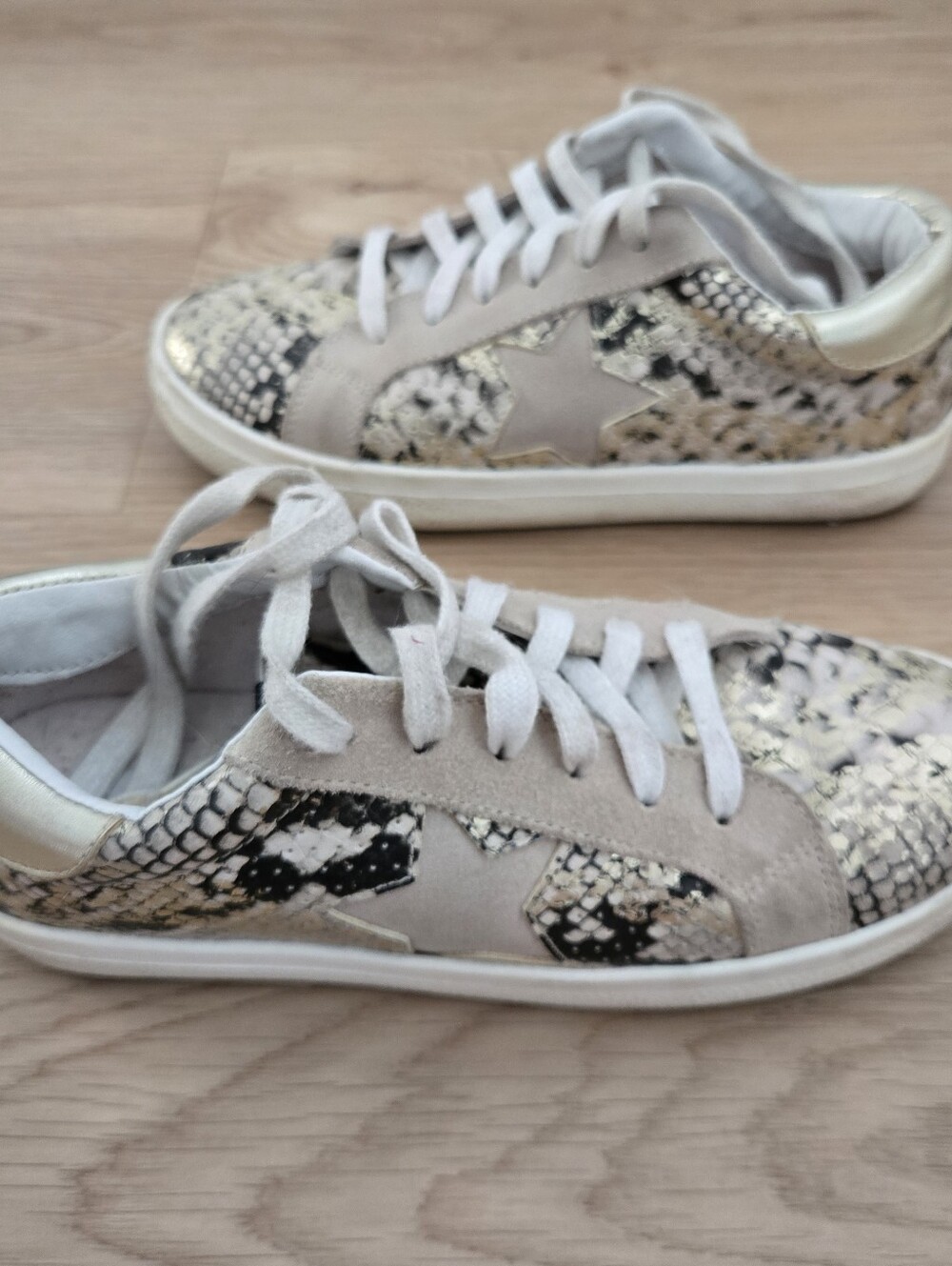 Steve Madden Womens Starling Beige Snake-Print Lace-Up Sneakers 8